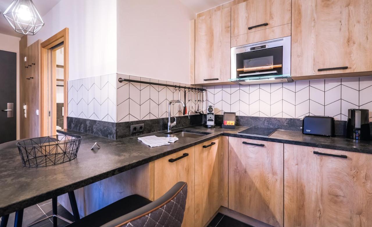 24 By Avenida - Mountain Hotel كابرون المظهر الخارجي الصورة
