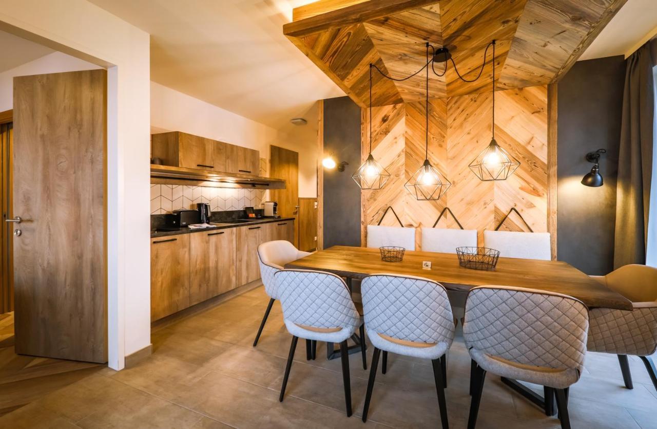 24 By Avenida - Mountain Hotel كابرون المظهر الخارجي الصورة