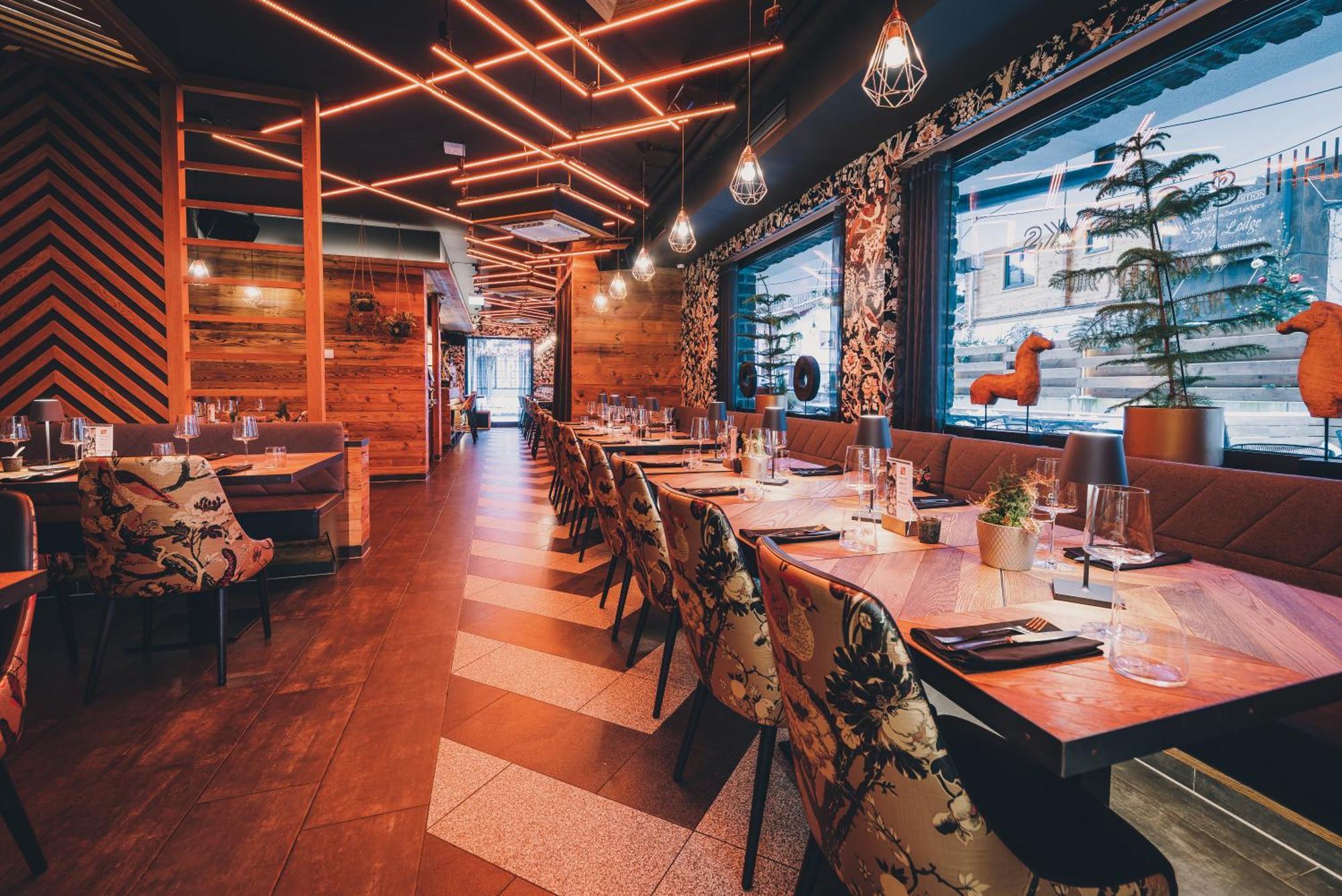 24 By Avenida - Mountain Hotel كابرون المظهر الخارجي الصورة