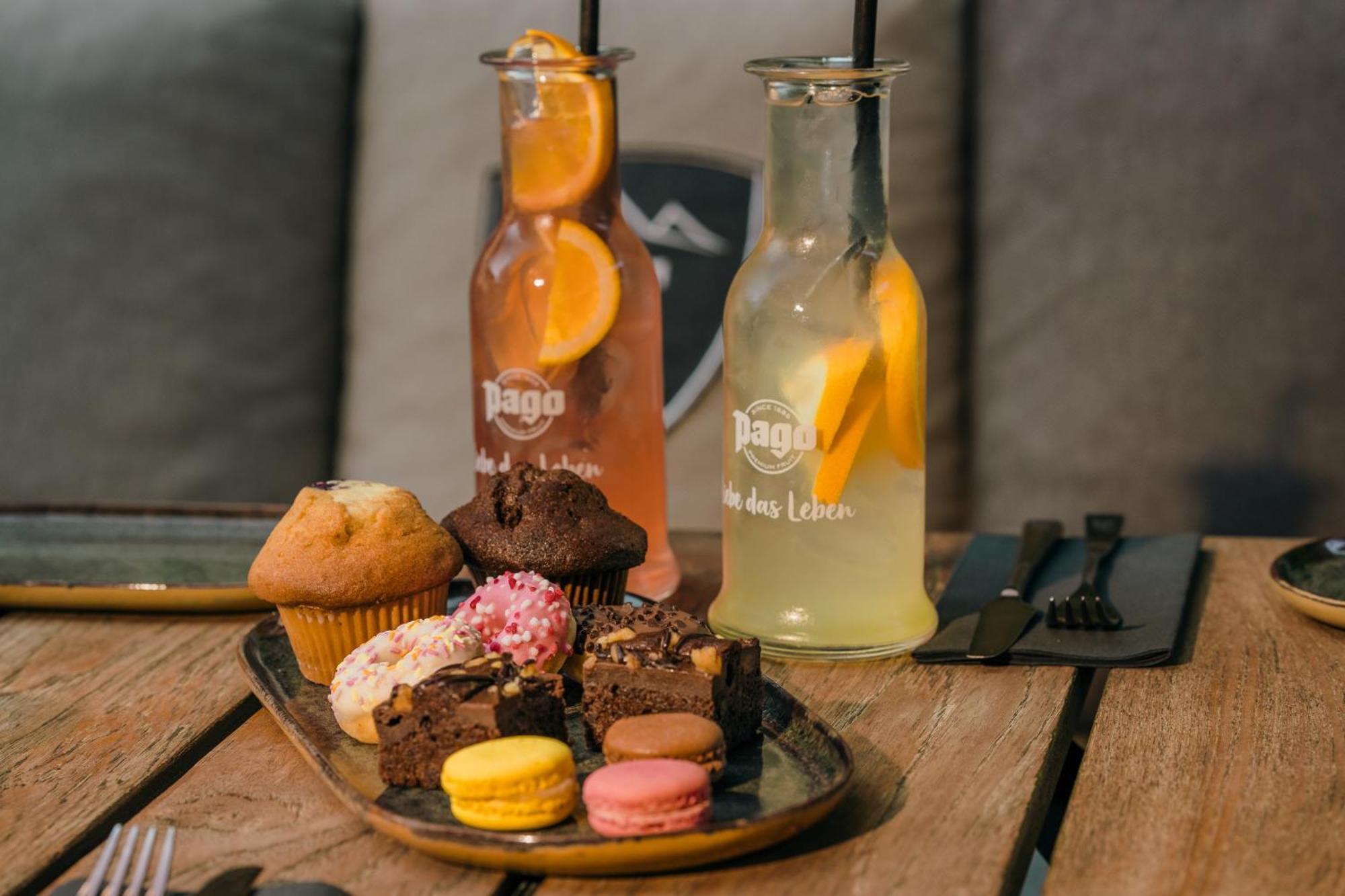 24 By Avenida - Mountain Hotel كابرون المظهر الخارجي الصورة